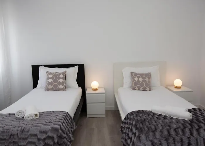 Δωμάτια σε οικογενειακή κατοικία Alecrim D'estepe Αλμάδα