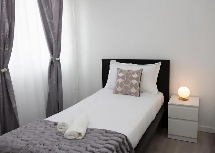 Δωμάτια σε οικογενειακή κατοικία Alecrim D'estepe Αλμάδα